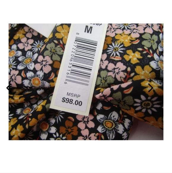 MAX STUDIO FLORAL BLOUSE M NWT - Picture 4 of 4